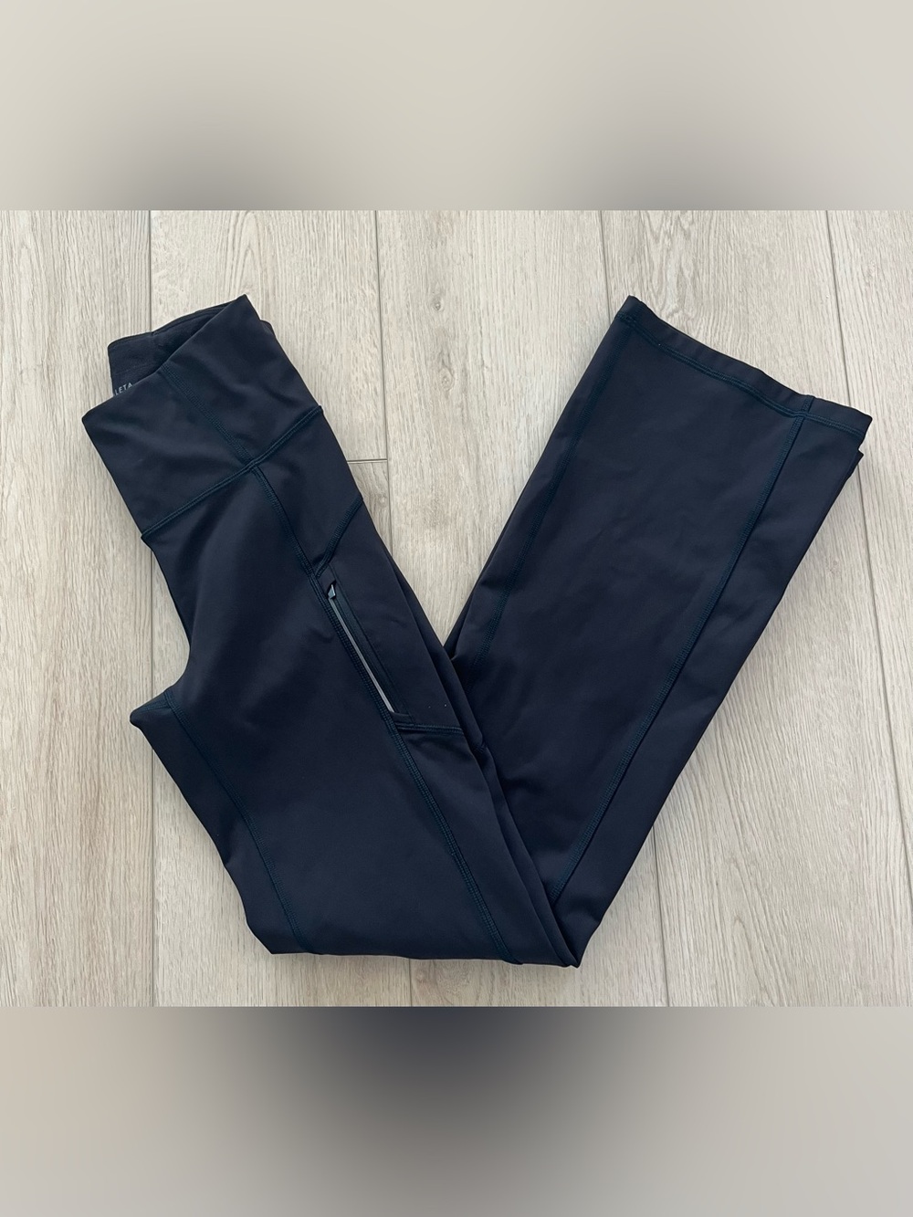 Athleta Rainier High Rise Wide Leg Bootcut Pant Legging Size XS Black - Picture 3 of 15